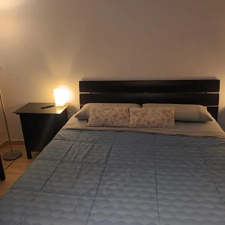 Apartment Fb House *