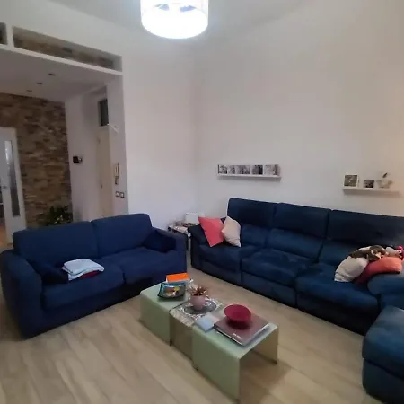 Fb House *